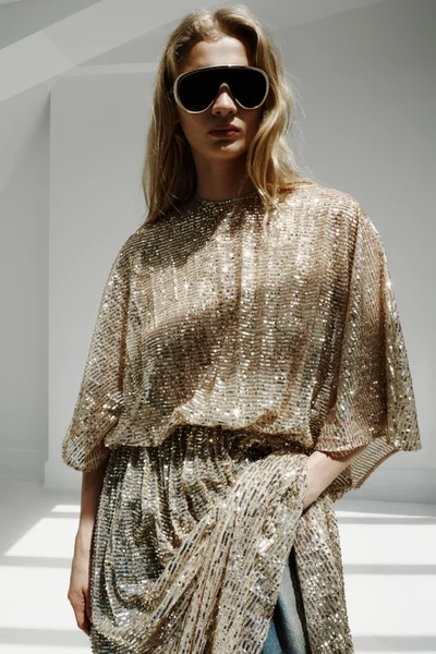 Look 70
